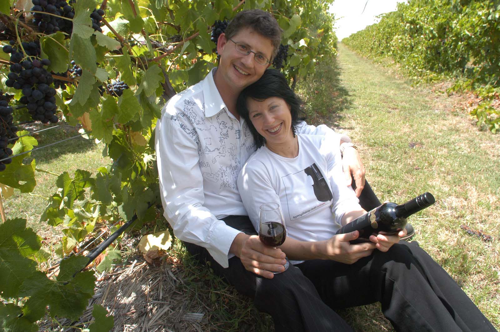 Ewen and Elissa McPherson at their Symphony Hill vineyard in the Granite Belt | Gourmet Treasures at Brisbane Airport Ewen and Elissa McPherson at their Symphony Hill vineyard in the Granite Belt | Gourmet Treasures at Brisbane Airport