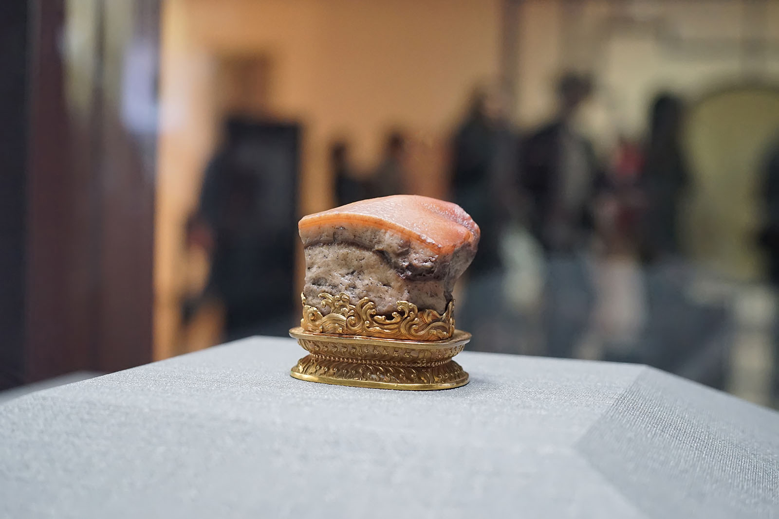 Meat-shaped stone on display in the National Palace Museum | Tasting Taiwan
