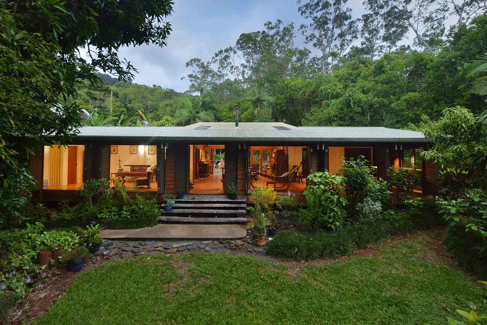 Cow Bay homestay, between Daintree River and Cape Tribulation | Reef to rainforest by road