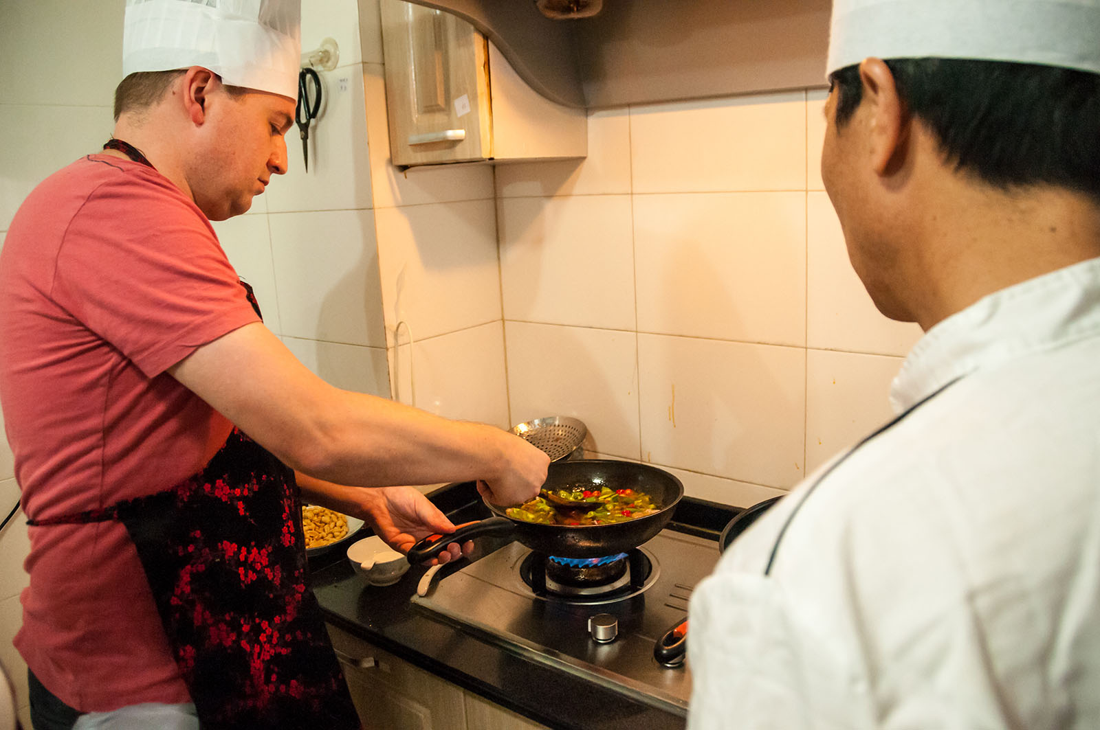  Learning to cook Shanghai style 