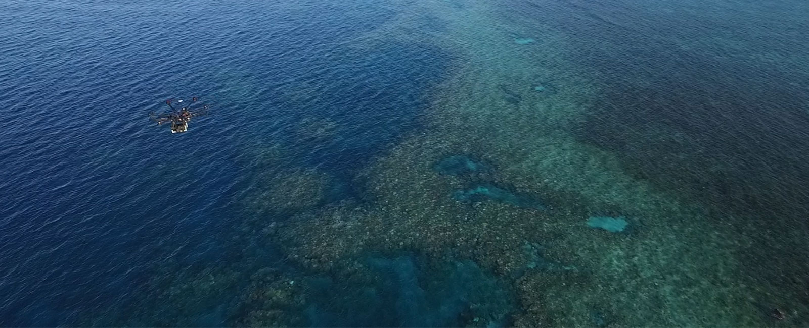 Visualising AI - Drone above the Great Barrier Reef - Credit QUT
