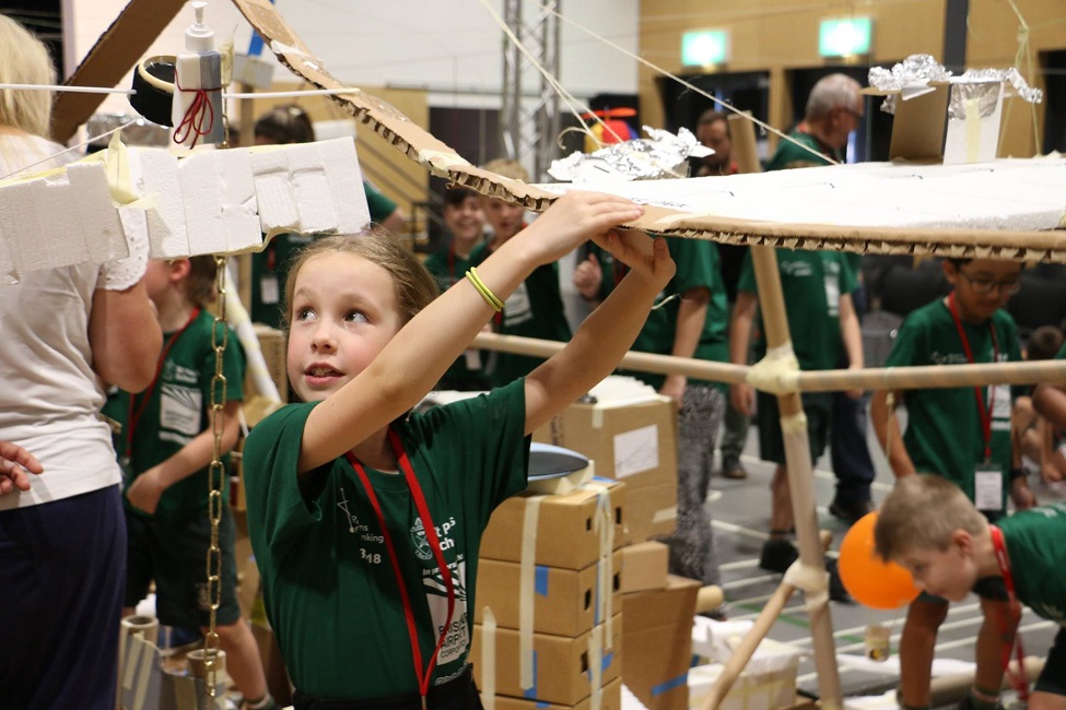 The kids embrace the concept of failing in order to innovate and progress The kids embrace the concept of failing in order to innovate and progress