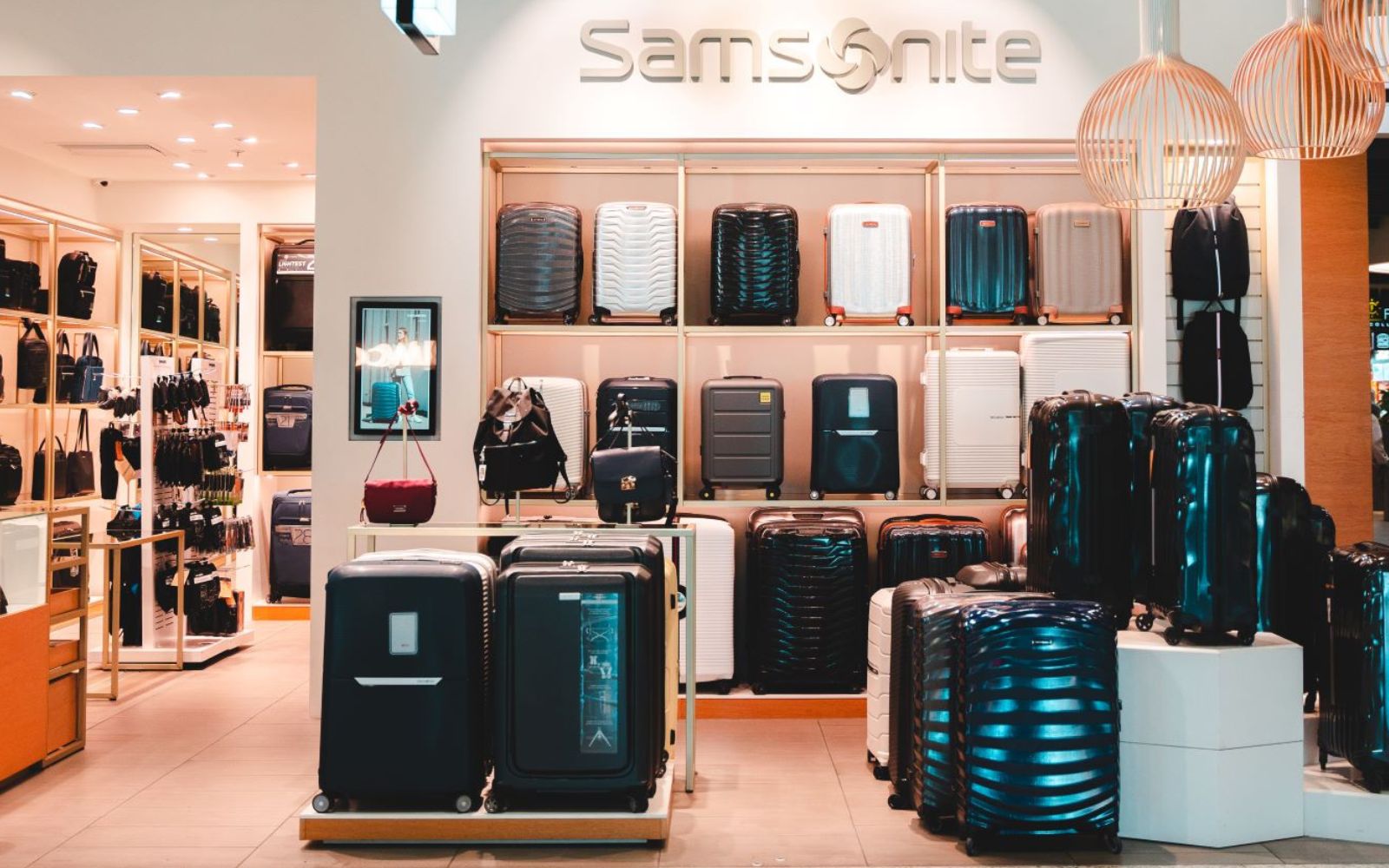Samsonite gifts for her