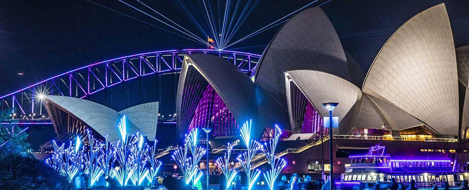 Spectacular light shows at Vivid Sydney | 10 reasons to visit Vivid Sydney