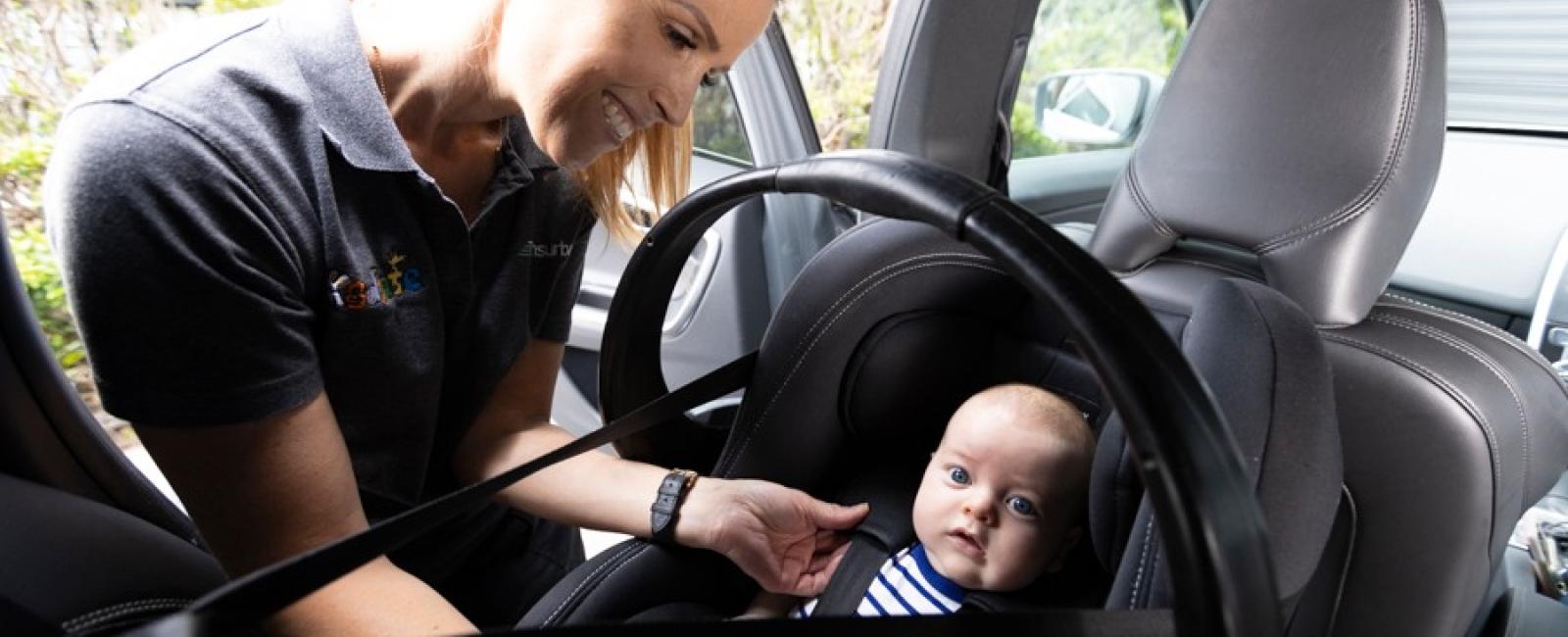 Kidsafe QLD fitting a baby car seat