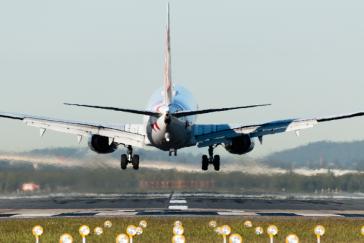 Aircraft landing