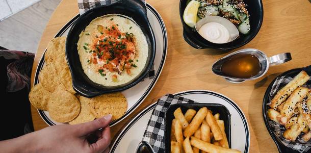 The Lord Lamington share plates | Paddock to Gate: BNE Airport's dining philosophy