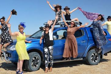 Girl's road trip to the Birdsville Races | A bird's eye view of Birdsville