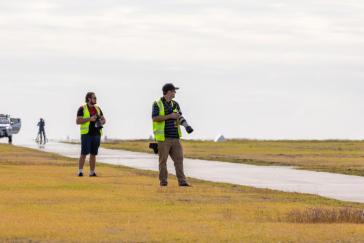 Plane spotter group airside tour