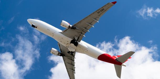 Follow in the footsteps of a Qantas pilot at Brisbane Airport | How to navigate Brisbane Airport like a pro
