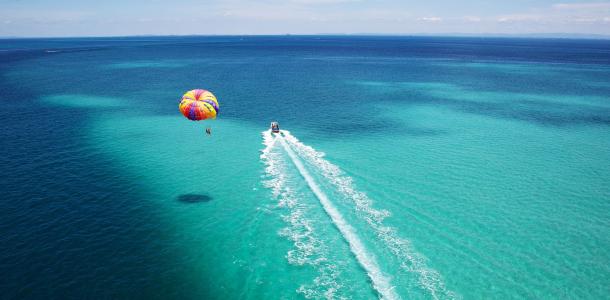 Moreton Island Parasailing  