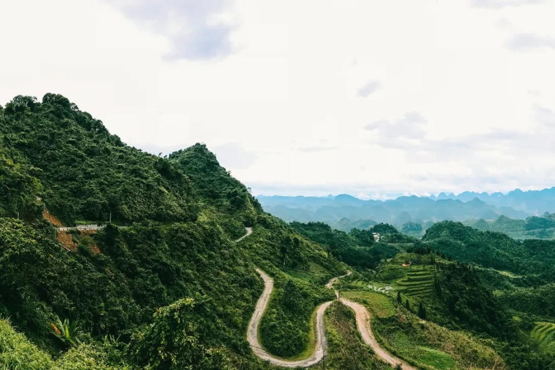 Travel Asia beyond the tourist trail