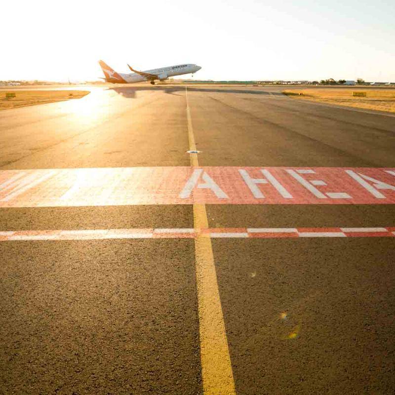Brisbane Airport travel tips with a Qantas pilot | How to navigate Brisbane Airport like a pro Brisbane Airport travel tips with a Qantas pilot | How to navigate Brisbane Airport like a pro