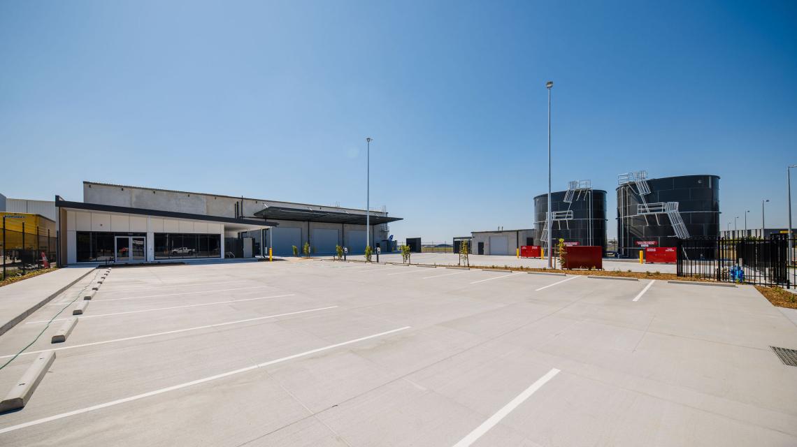 7 Callistmon Steet Image 2